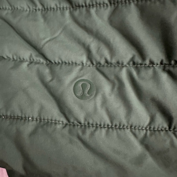lululemon athletica Green Puffer Switch please Jacket /Reversible - Picture 13 of 14